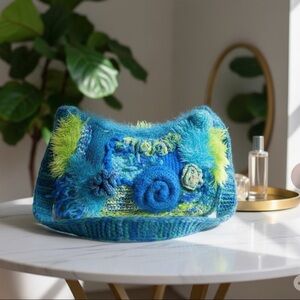 🦋 Vintage boho Blue knit faux fur button embellished crossbody shoulder bag